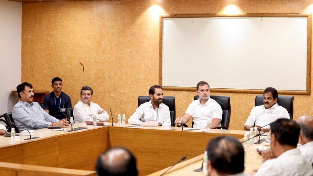 Congress Walks Back on Modi 'Missing' Post After BJP Backlash