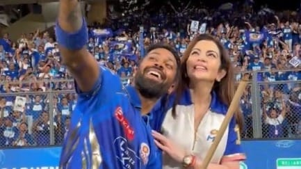Hardik Pandya and Nita Ambani Celebrate MI Win with Special Selfie for Schoolchildren