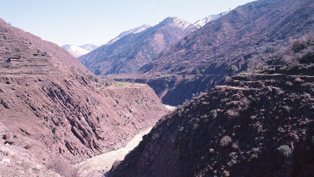 India Suspends Indus Waters Treaty Following Terror Attack, Raising Concerns in Pakistan