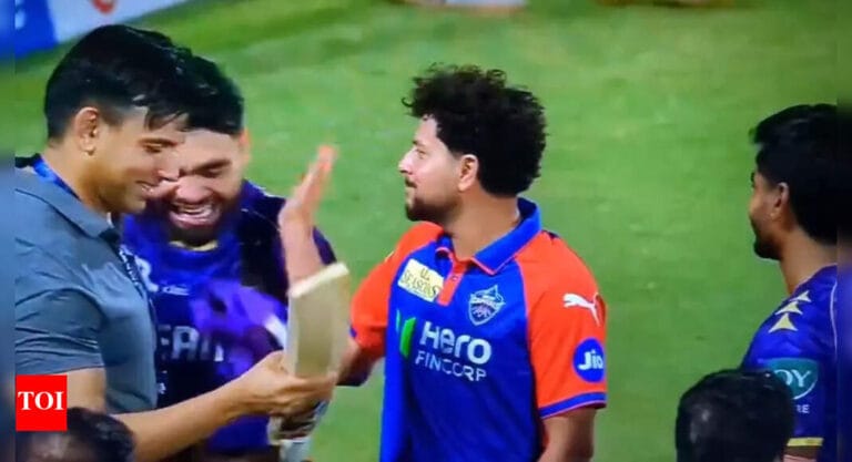 Kuldeep Yadav and Rinku Singh Engage in Friendly Slapstick After KKR vs DC Match