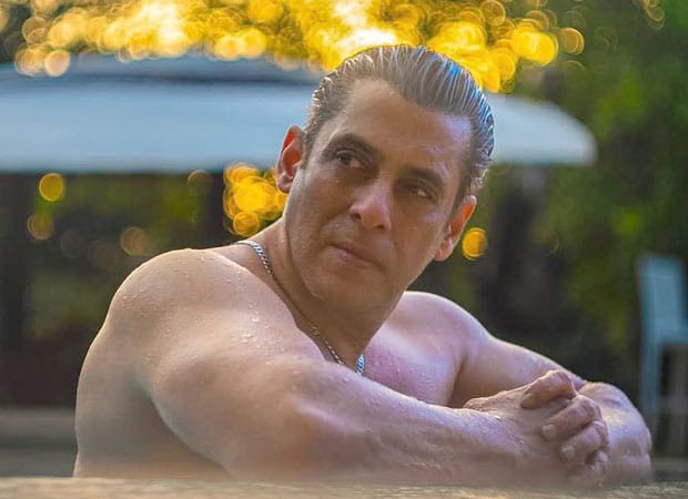 Salman Khan's Poolside Pics Rekindle 'Andaz Apna Apna' Nostalgia