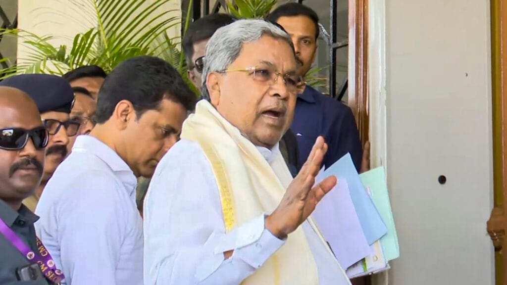 Siddaramaiah Defends 'No War' Stance After Pakistan Praises His Remarks