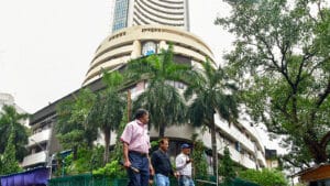 Stock Market Ends Flat Amidst Trade Talk Buzz and Geopolitical Tensions