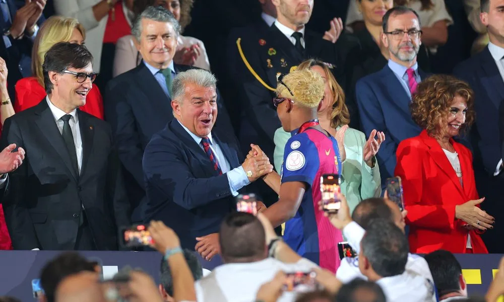 Barcelona Boss Laporta Believes in His Stars for Key Inter Milan Match