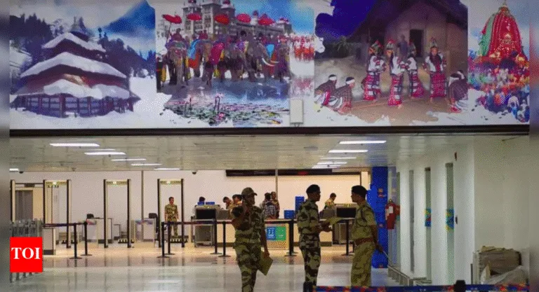 Delhi Airport Issues Travel Advisory Amid Rising Tensions with Pakistan