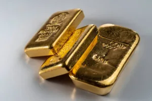 Gold (XAUUSD) & Silver Price Forecast: Safe-Haven Demand Rises Amid Mixed U.S. Data