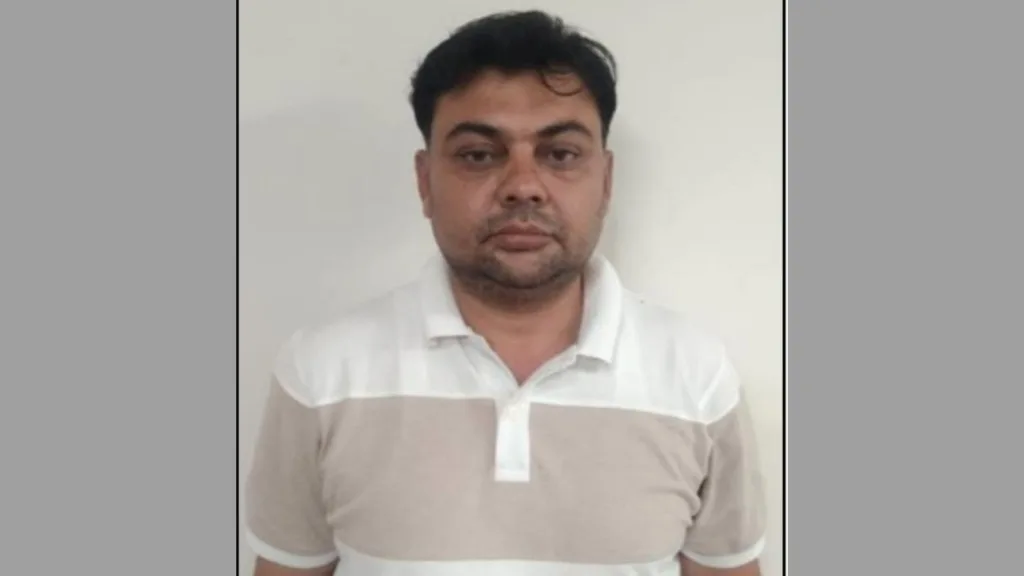 India Arrests Man Accused of Spying for Pakistan's ISI