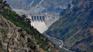 India Initiates Reservoir Flushing, Impacting Pakistan's Water Supply