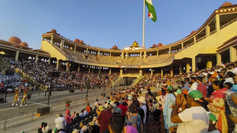 India-Pakistan Border Retreat Ceremony Back On