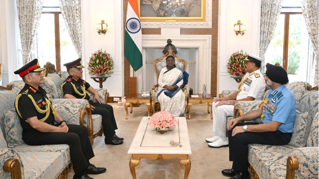 India-Pakistan Ceasefire: President Murmu Meets Army, Navy, Air Force Chiefs