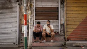 India-Pakistan Tensions Flare: Ceasefire Broken, Blackouts and Airport Alerts