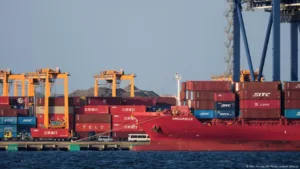 Japan's Economy Contracts Sharply: Trump Tariffs Add to the Pressure