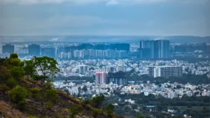 Maharashtra Onion Farmers Struggle as Prices Plummet and Rains Wreak Havoc