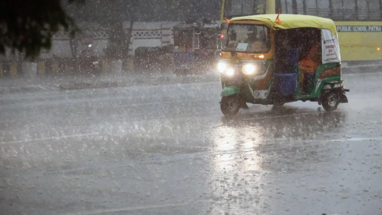 Monsoon Mayhem: South India Braces for Floods, Delhi for Showers, Heatwaves Scorch North