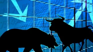 Nifty 50 Dips: Experts Weigh In on Market Outlook and Stock Picks