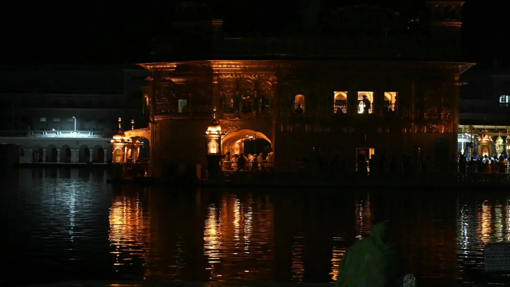 Pakistan Breaks Ceasefire, Explosions Rock Indian Cities, Blacouts Imposed