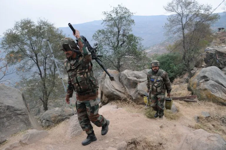 Pakistani Troops Violate Ceasefire Along LoC, India Retaliates