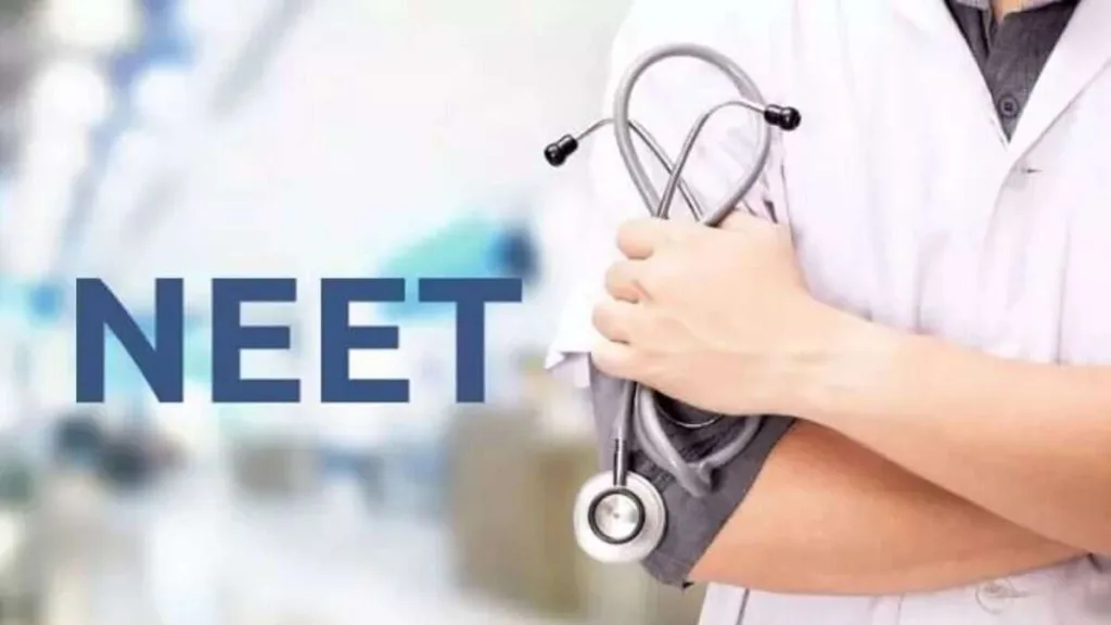 SC ने नीट पीजी 2025 के दो पालियों के परीक्षा विवाद पर नोटिस जारी किया!