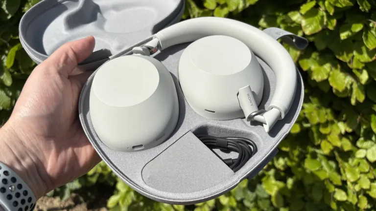 Sony Unveils WH-1000XM6 Headphones: Claiming the Noise-Cancelling Crown