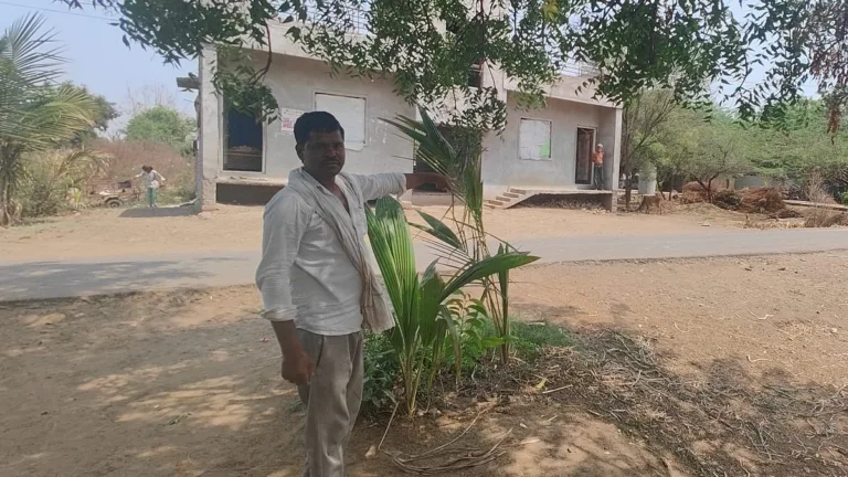 Space Rocks Land in Indian Village: Search for Lost Meteorite and $20,000