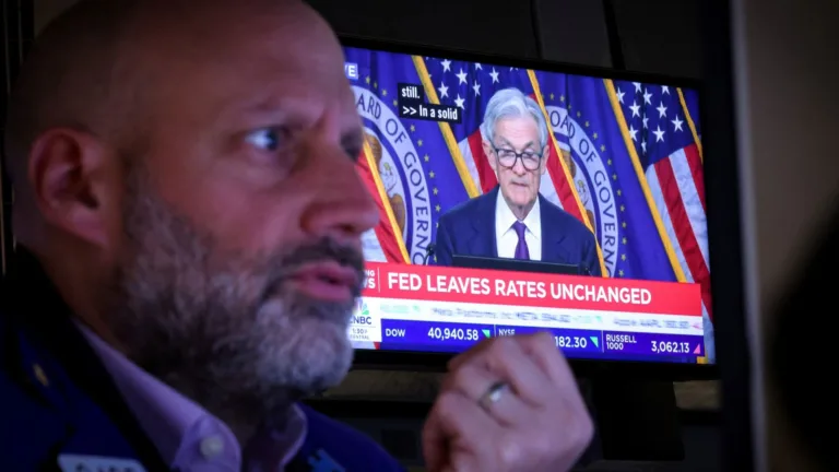 Stock Futures Stable After Fed Holds Rates, S&P 500 Rises