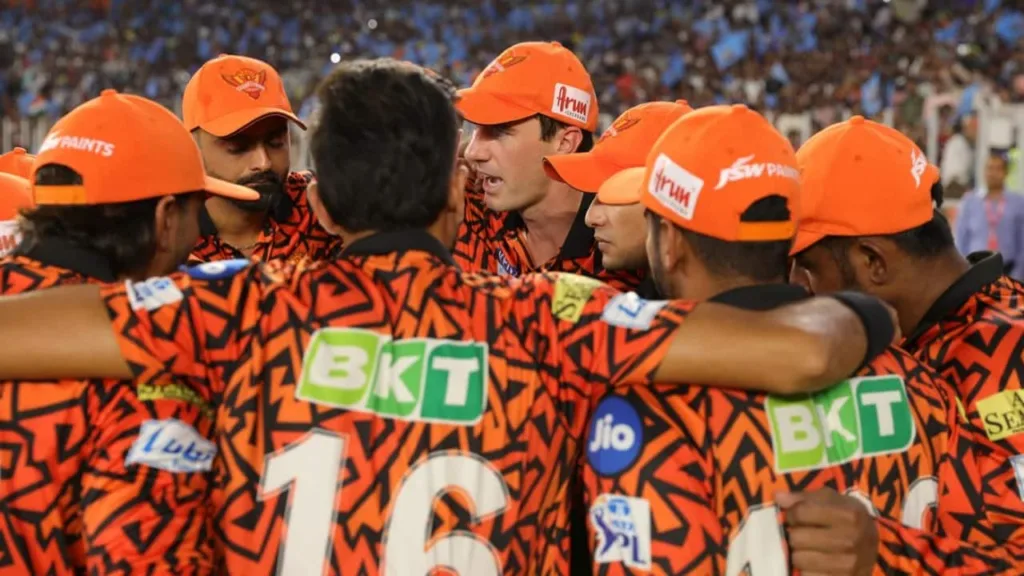 SRH का सपना टूटा, प्लेऑफ से बाहर!