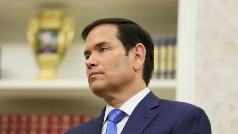 US Calls for Calm as India and Pakistan Exchange Fire